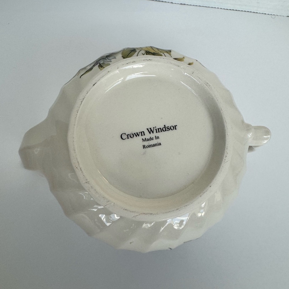 Vintage Crown Windsor Floral Teapot – Purple Pansy Design, Gold Trim (Romania - Picture 9 of 10